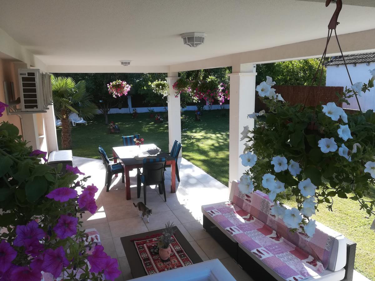 Riverside Guesthouse Pocitelj Exterior foto